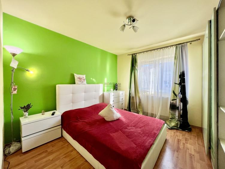 Apartament cu 3 camere decomandat, mobilat în Nerva Traian