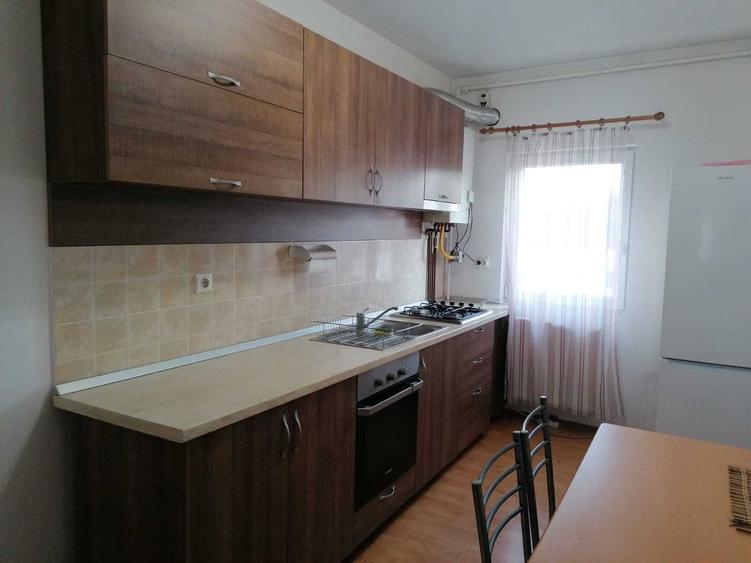 Apartament cu 2 camere semidecomandat în Lidia