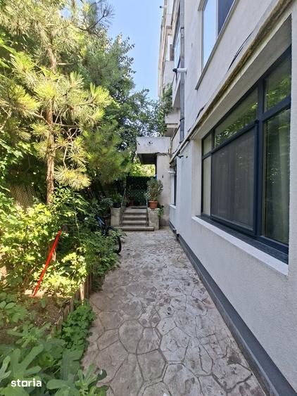 Apartament cu 3 camere decomandat în Ultracentral