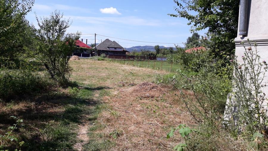 Casă individuală cu 3 camere cu Canalizare în Băbeni