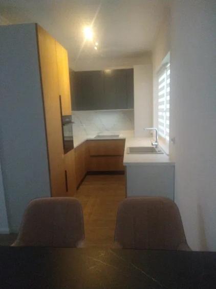 Duplex cu 5 camere cu Canalizare în Florești