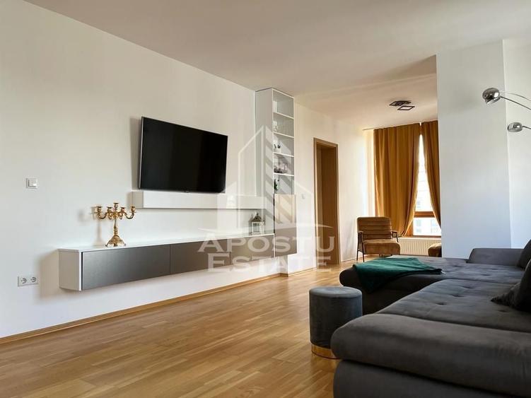 Apartament cu 2 camere semidecomandat, mobilat în Torontalului