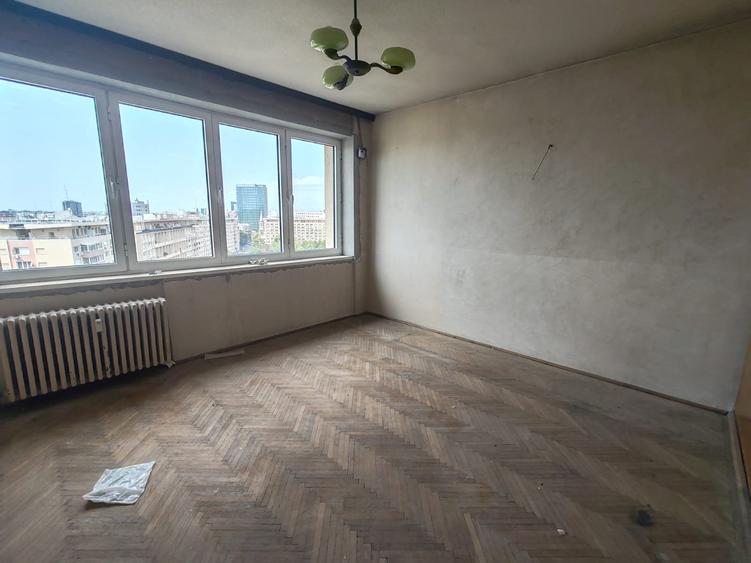 Sala Palatului 3 camere cu vedere superba nerenovat - 10