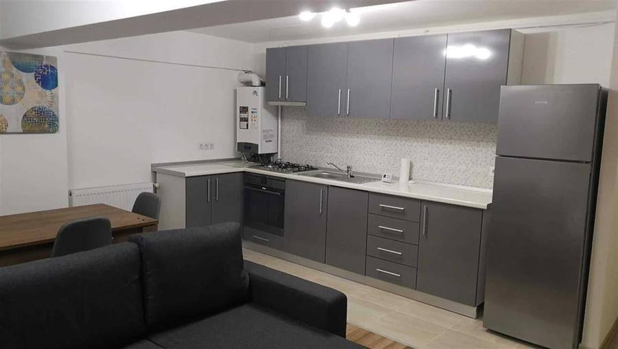 Apartament 3 camere decomandat etaj 1 zona Centrala - 2