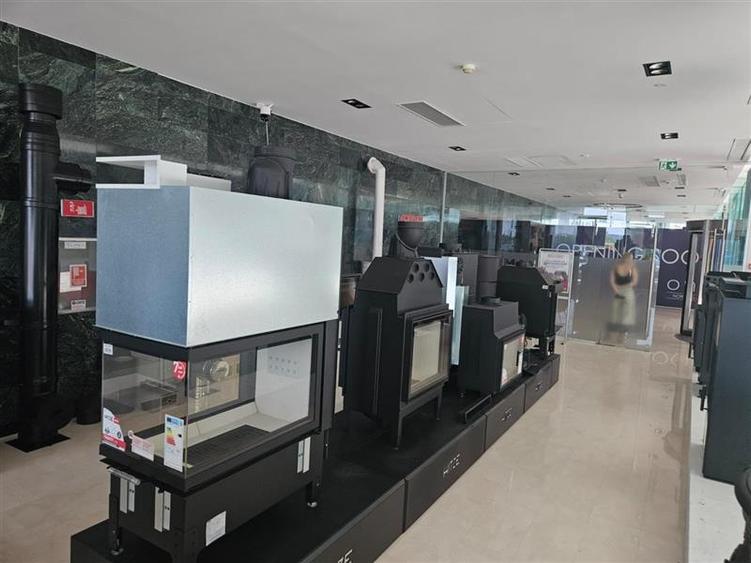 Spațiu comercial de ?nchiriat 81 mp ?pretabil showroom/magazin - 1