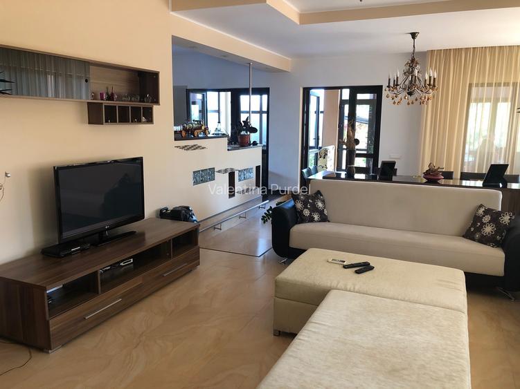 Vila pretabila Locuit/Afacere, S+P+1E+M, 450 mp, teren 800 mp