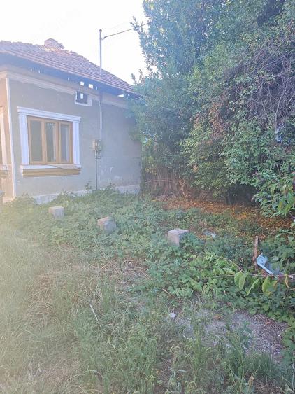 Casă cu 1 camere cu Teren 219 Mp în Central