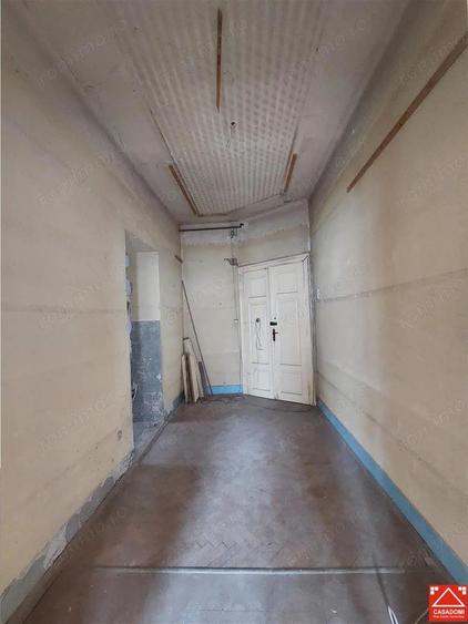 Apartament ultracentral cu 2 garaje - 4