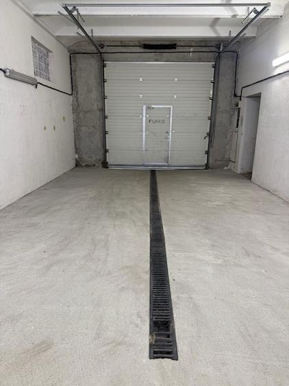 Inchiriez Spatiu Comercial/Garaj/Depozit 70 MP Codlea,Central - 2