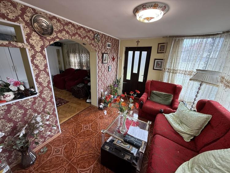 Casă corp C1 84mp + casă corp C2 51mp+garaj+ grădină și teren 889mp - 3