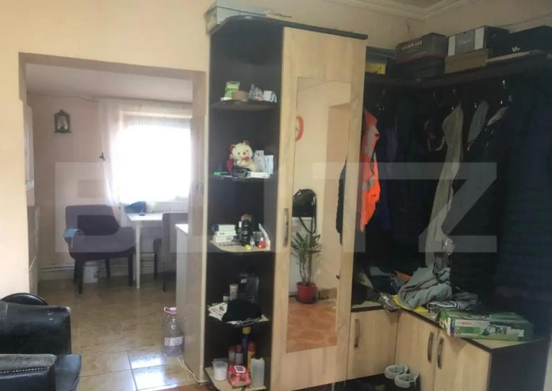 Casa cu 3 camere si anexe, 170 mp, zona Carpati 2 - 1