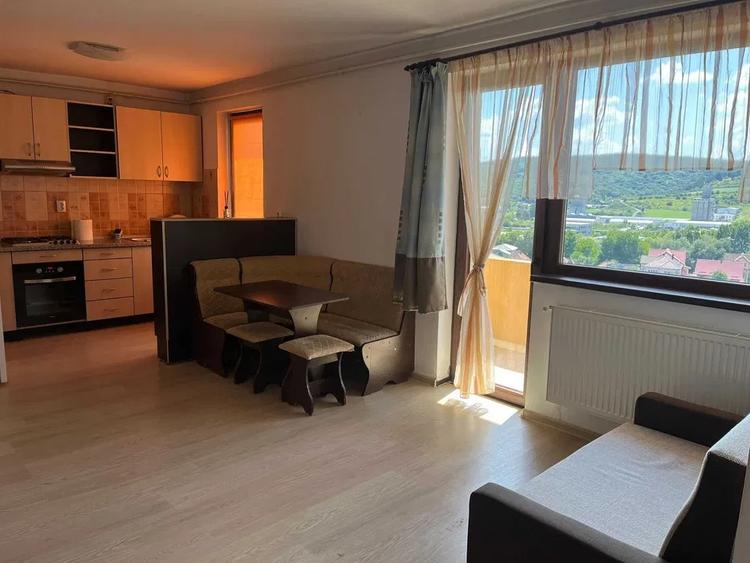 Apartament 2 camere, 48mp, parcare, zona Regal - 1