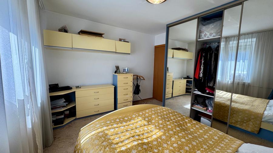 Vis avis cladire CEC, bloc 1980, unic, f. rar in piata - 13