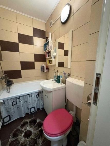 GAROSNIERA IN BAZA 3 - ETAJ 1 DIN 4 - BLOC DIN 1979 FARA RISC SEISMIC - RENOVATA - 3