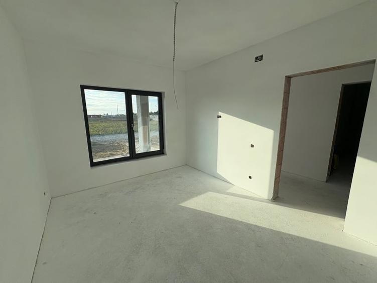 Casa noua parter cu PANOURI FOTOVOLTAICE, teren 553 mp - 6