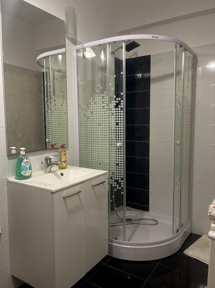 Apartament cu 2 camere decomandat în Milcov