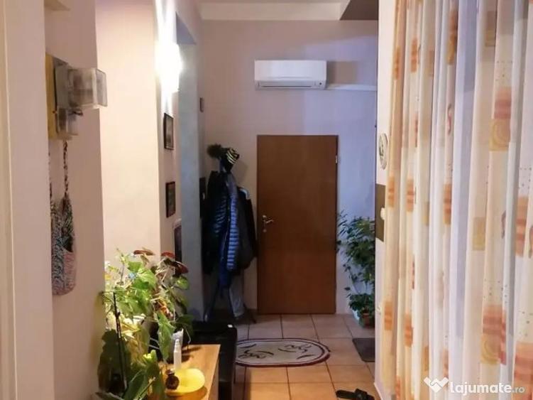 Casa si curte zona centrala - 12