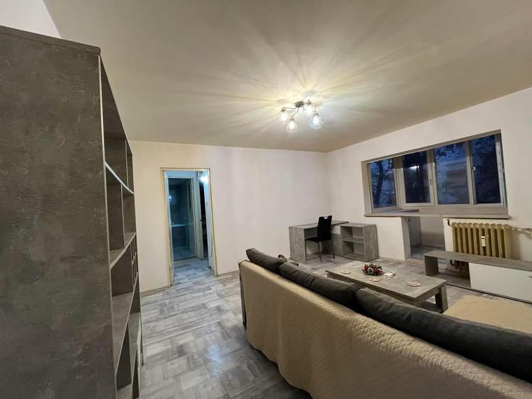 Închiriere apartament 2 camere, Etaj 1, Orășelul Copiilor, Oradea - 1