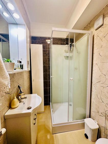 MAMAIA BUTOAIE 3 CAMERE VEDERE LA LAC SI MARE PRET 199.000 EURO - 10