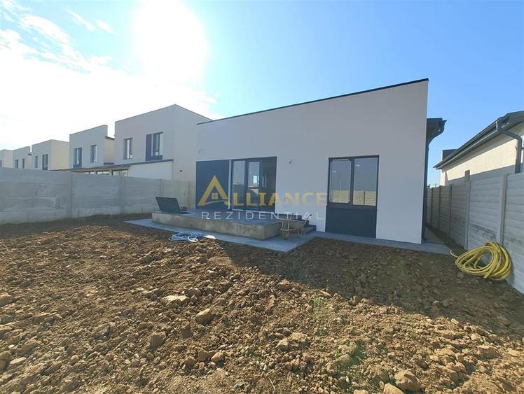 Casa individuala - 4 camere  - 2 bai - Cartierul Nou-Str.Aviatorilor - 3