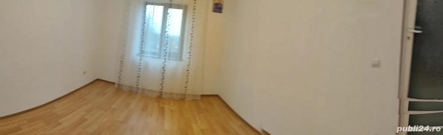 Casă cu 5 camere cu Teren 1340 Mp în Radu Negru