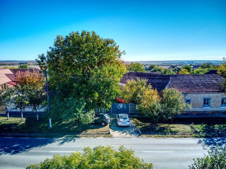 Casă cu potențial, teren generos, poziție bună, în Pișchia - 10