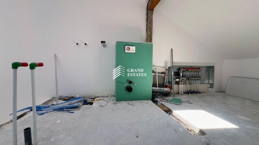 Vila cuplata I 5 camere I 2 locuri de parcare incluse - 9