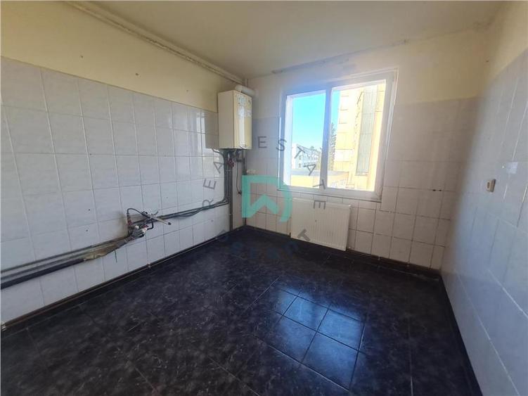 Garsoniera  Astra, decomandata,  Brasov - 9