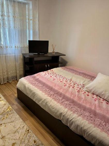 Inchiriez apartament cu doua camere decomandat, zona Lipovei - 3
