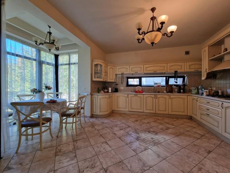 De vanzare! Vila (D+P+1E+2R) cu terasa panoramica in Mogosoaia - 12