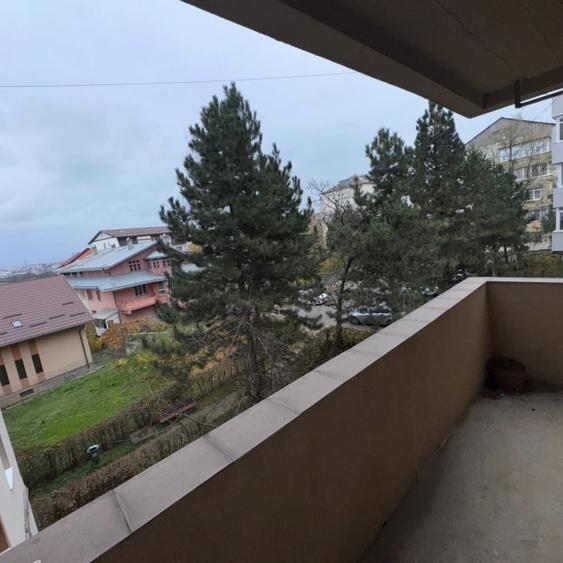 Vanzare apartament cu 3 camere, 3 balcoane Obcini– confort, spatiu si liniste - 16