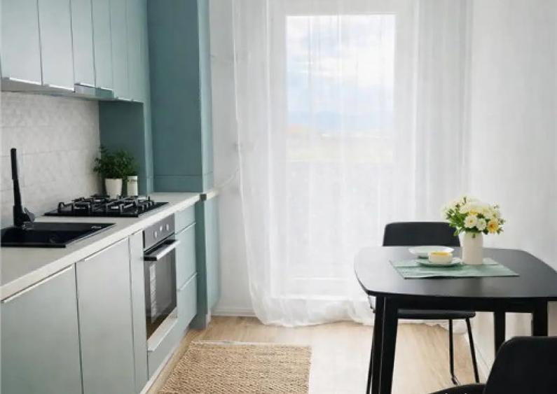 Decomandata,bloc nou,terasa,loc parcare, aria Coresi,Tractor - 14