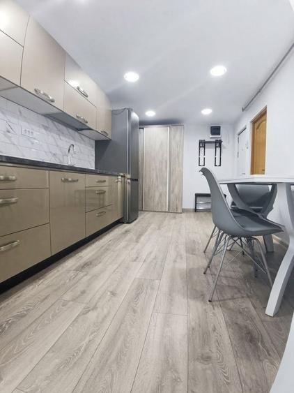 Apartament cu 2 camere decomandat, mobilat în Brătianu