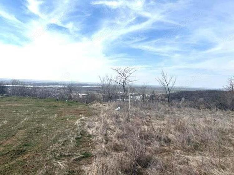 Teren intra 3297 mp Str. Regele Ferdinand pretabil cartier rezidential - 1