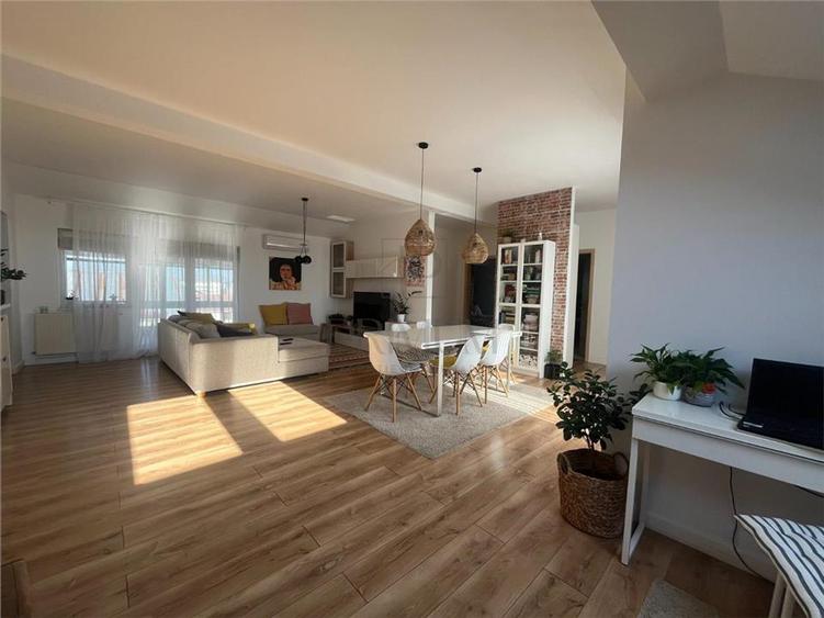 GIROC - 3 CAM - PENTHOUSE - 2 BAI - 2XLOC PARCARE - 2 TERASE - ZONA EXCELENTA - 1