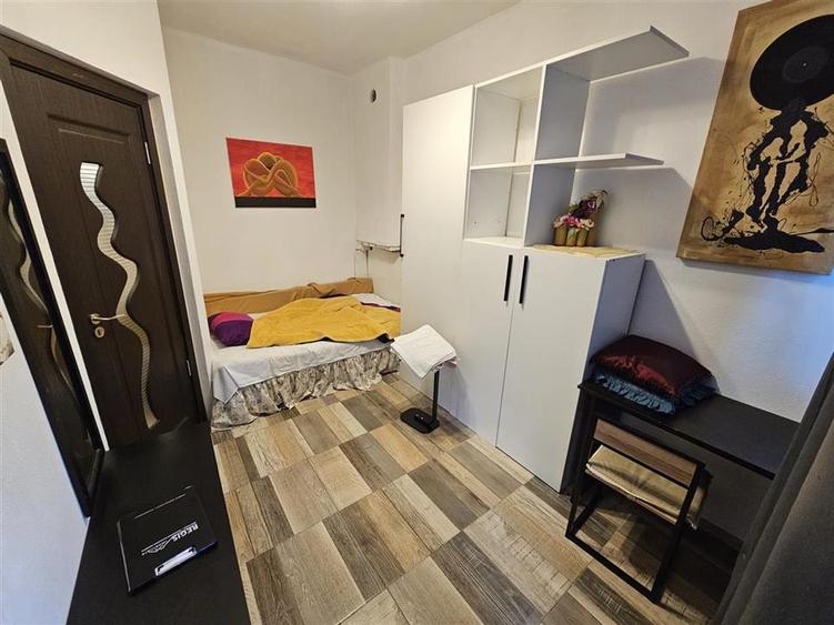 Casa 2 apartamente si curte privata , AFI Mall Brasov - 6