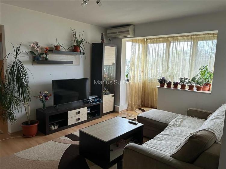 Apartament renovat cu 2 camere, in Astra, Brasov