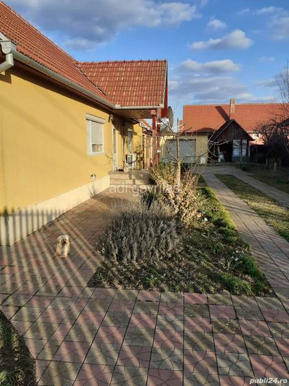 Vand casa Vand casa