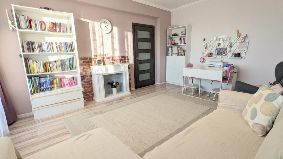 Direct proprietar | 3 camere | Et. 5/6 | 72,6 mp (84,7 mp total) | Parcare - 2