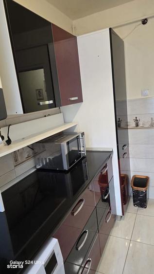 Inchiriere apartament 2 camare Targoviste-centru - 1