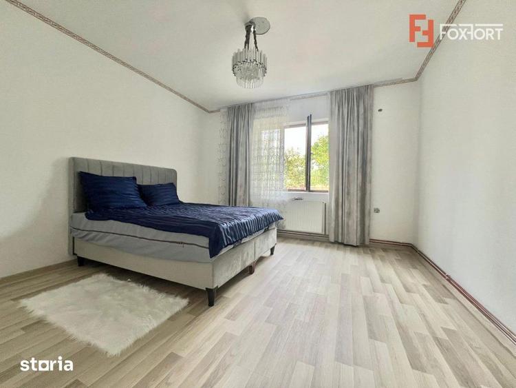Casa Individuala de vanzare cu 3 camere si teren de 486 mp, zona Plopi - 4