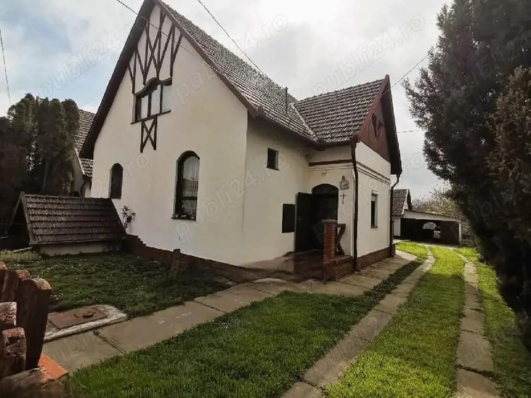 Vila in Ungaria - Mezohegyes, 40 kilometri de Arad. - 10