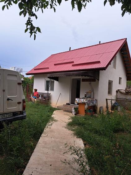 Vand doua case in aceeasi curte sat Cornu, jud. Dolj - 2