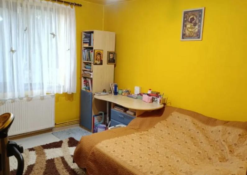 Apartament 3 camere et 3, Plopilor - 2