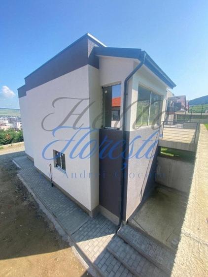 Casa noua zona Parc Poligon - 8