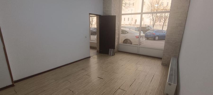 Spațiu Cafenea, Salon Cos., Cab.Stomat. !Vis a vis de Catedrala Neamul - 6