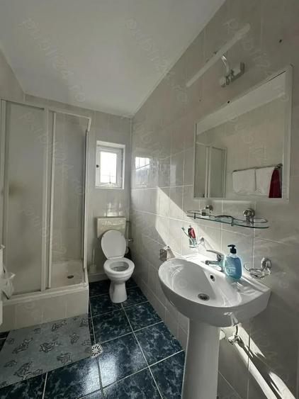 Agentia imobiliara VIGAFON vinde pensiune-casa de vacanta Predeal - 2