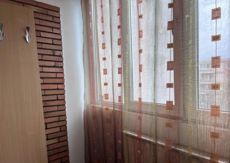 Apartament 2 camere in Deva, zona Liceul Auto - 10