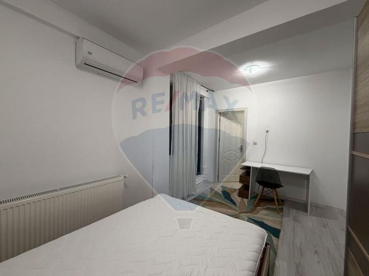 Apartament cu 3 camere de închiriat în zona Valea Rosie - 9