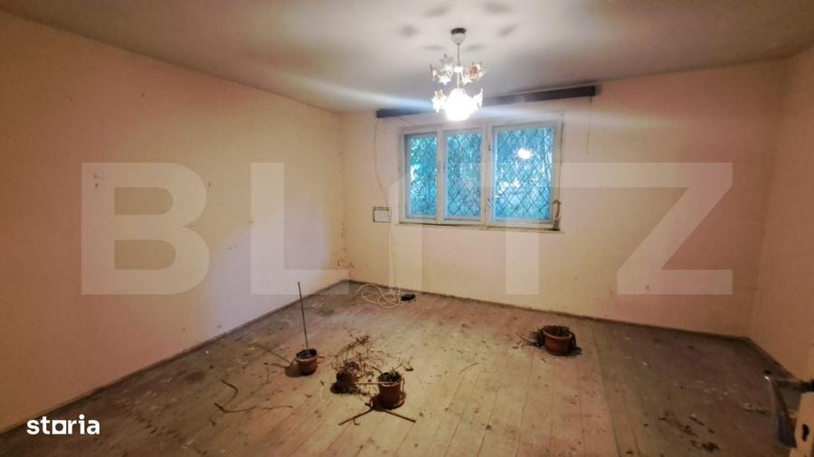 Casa tip duplex cu curte proprie ideala pentru renovare | Zona exc - 1